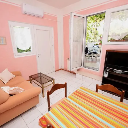 Stosica Apartment *