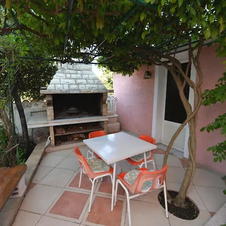 Stosica Apartment *